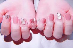 -沫儿·美甲美睫·半永久·皮肤管理