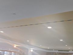 -小蓝鲸游泳培训基地(石景山店)