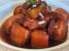 五谷丰登红烧肉-五谷丰登农家院·地道胶东菜·海鲜烧烤(威海店)