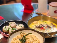 -龍堂蟹黄小笼包(德思勤四季汇店)