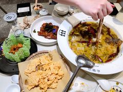 -渔语鱼酸菜鱼新川菜(来福士店)