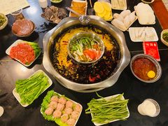 -邓莽子老火锅(中兴路总店)