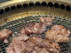 -铭牛烧肉·和牛海鲜自助(高新月牙湖店)