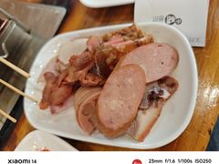 -哈尔滨小酒馆·鲜肉现穿自助烧烤(康新花园店)
