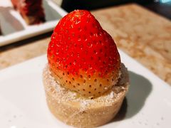 -大中华希尔顿酒店-念自助餐·嗨啤·小龙虾
