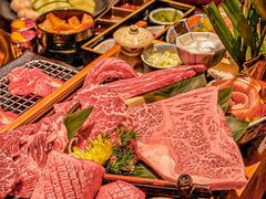 -铭牛烧肉·和牛海鲜自助(高新月牙湖店)
