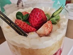 草莓蛋糕-你好独角兽·蛋糕甜品