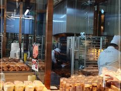 面包甜点陈列柜-西村叔叔的店·面包·甜品·蛋糕(清河万象汇店)