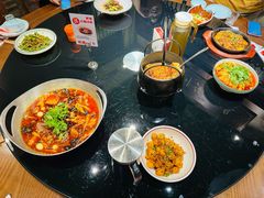 -川流不息·地道川菜·小龙虾(新松江路店)