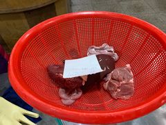 -标记美食新鲜猪杂(兴南大道店)