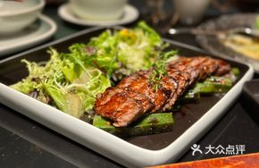 Soy Sauce Braised Beef Short Ribs