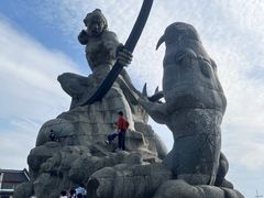 -巴陵广场