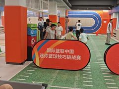 -悦动体能篮球羽毛球网球(三里河店)