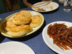 高炉烧饼-金狮麟·新豫菜(金码大厦店)