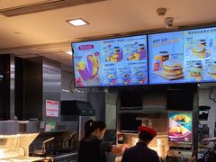 -麦当劳(海岸城店)