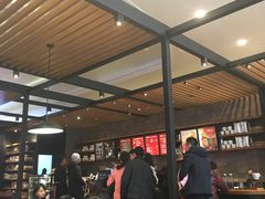 大堂-星巴克臻选(成都环球乐天店)