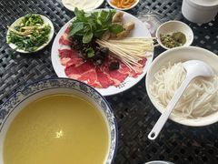 -桥香园云南过桥米线(金马碧鸡店)