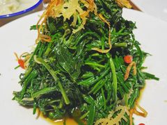 红柳枝凉菜第一道-红柳枝滩羊烧烤·非遗