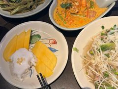 -大头虾越式风味餐厅(光明广场店)