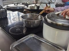 -老西白点心店