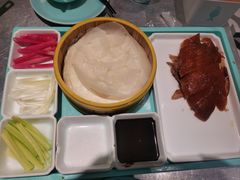 -姚姚酸菜鱼·金戈戈香港豉油鸡(喜荟城联名店)