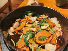 铁盘香煎黑牛肝菌-云海肴·汽锅鸡·云南菜(美罗城店)