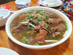青笋烧排骨-温州一家人美食(西木头市店)