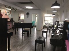 -梅纳·钢琴声乐架子鼓Mena Music(双井店)