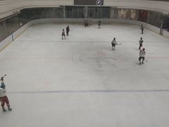 -陈露国际冰上中心(天津嘉里汇店)