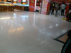 -卜蜂莲花(杨高南路店)