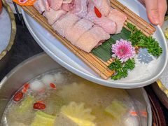 -得意咚瓜·顺德鱼生·冬瓜火锅(深圳首店)