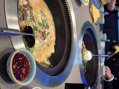 -山河屯铁锅炖·非遗东北菜(南山店)