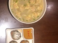 -东泰祥生煎馆(陕西南路店)