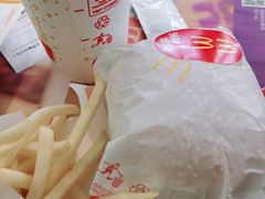 -麦当劳(东方时代广场分店)