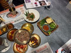 -草家酱蟹炭火烤肉店(珲春南路一店)