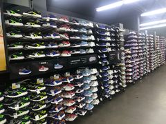 -迪卡侬(南二环店)