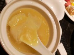 -半岛翡丽海鲜自助餐厅(观风亭店)