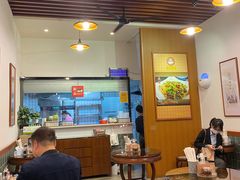 大堂-佳面馆·竹升云吞面·爽鱼皮·牛腩面(易发店)