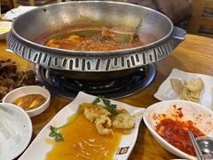 -喇喇排骨火锅·传统韩式脊骨汤(望京西园总店)