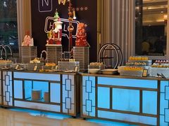 -元一希尔顿酒店·鲜切牛肉火锅禅自助餐厅