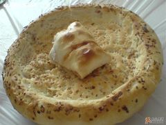 烤包子和馕-维吾尔餐厅(宜山路店)