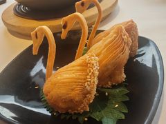 鲍鱼天鹅酥-白天鹅宾馆-宏图府餐厅