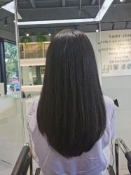 -艾米莉 烫染沙龙