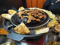 -胡悦里韩式烤肉(芝罘万达广场店)