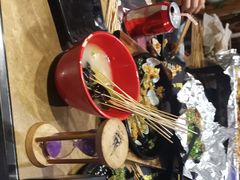 -何师烧烤·香辣蟹·川菜·30年老品牌(太古里旗舰店)