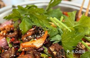 Dry Pot Spare Ribs with Baby Sardines