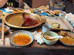 -房子红了鱼豆花重庆老火锅(广厦学院店)