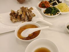 -东方饺子王(新奥购物中心店)