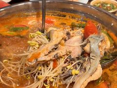 -亮欢寨酸汤鱼(沙冲路店)