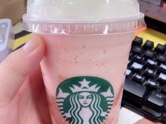 -星巴克(济南美莲广场店)